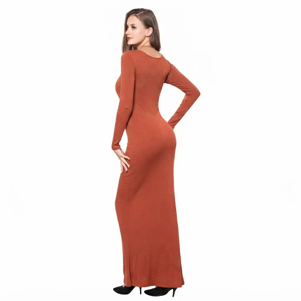 Robe longue moulante avec gaine intégrée. Manches Longues.
